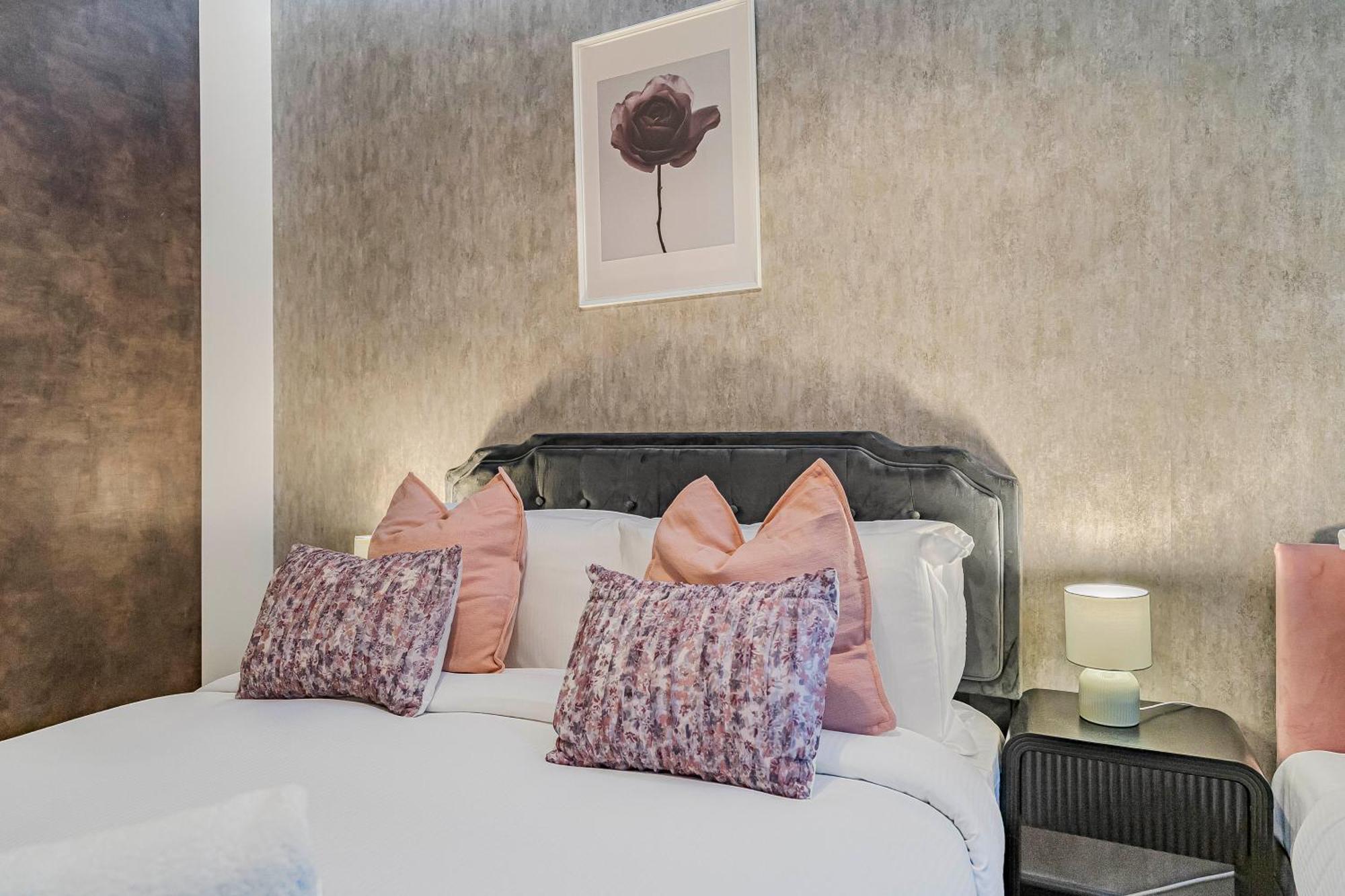 Stylish Modern Apartments By Livestay Short Lets & Serviced Accommodation London Nw6 외부 사진